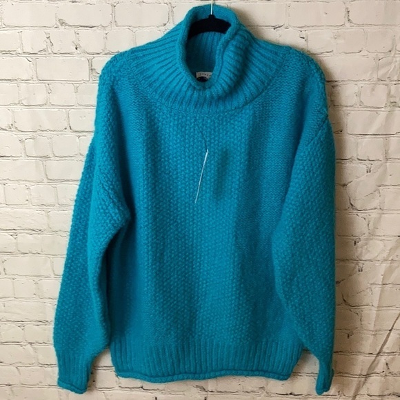 Mixed stitch chunky roll neck sweater - Picture 5 of 10